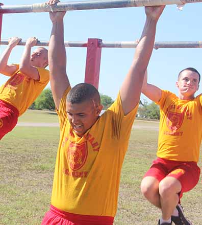 circuit course pull-up event at summer camp