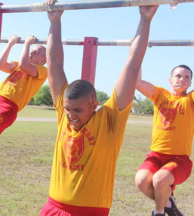 circuit course pull-up event at summer camp